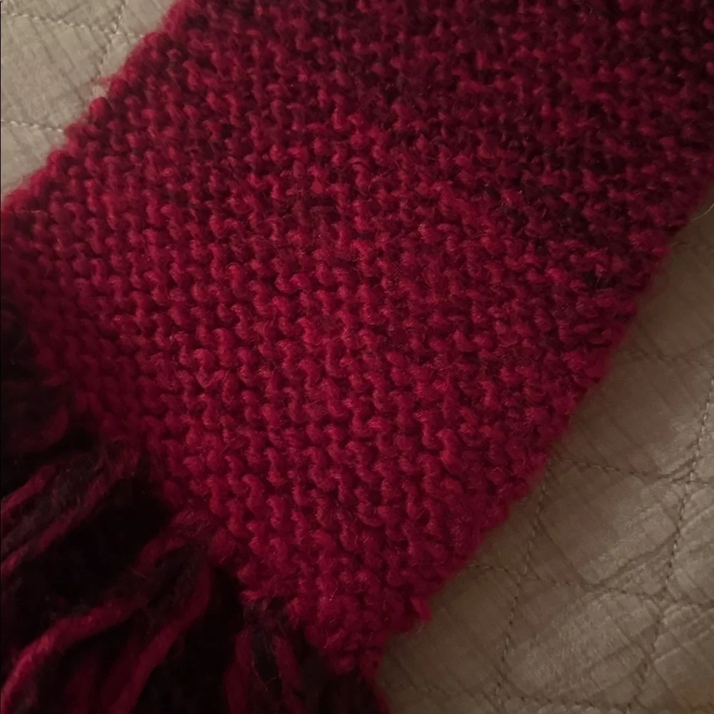 N/A deep red